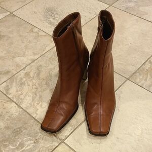 Croft & Barrow Tan Heeled Boots
